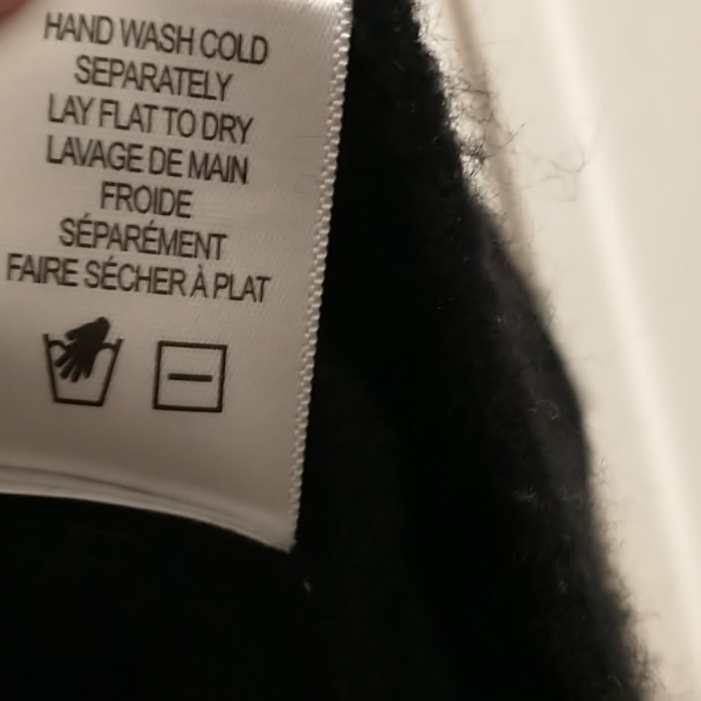 WildFox sweater - Picture 5 of 6
